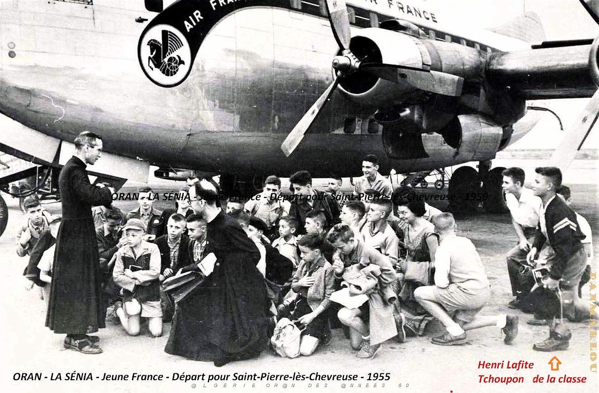 Oran - La Senia - Jeune France - Depart pour St Pierre des Chartreuse - 1955 -03.jpg